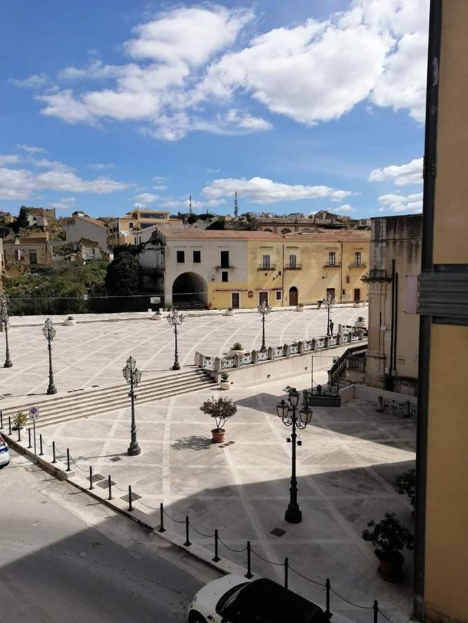Montalbano House - Casa Vacanze Santa Margherita di Belice Exterior photo